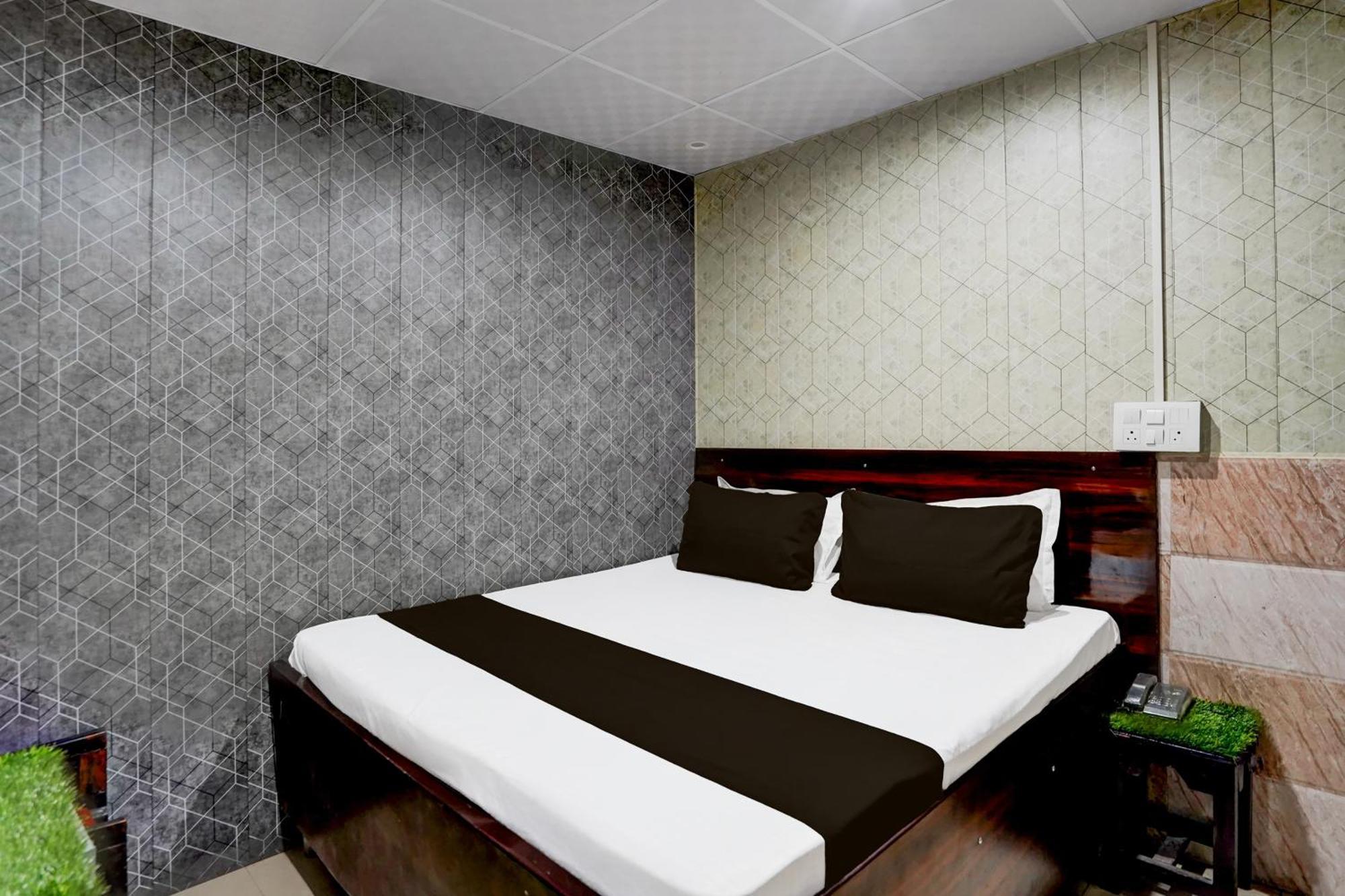 גאזיאבאד Hotel O Anant מראה חיצוני תמונה