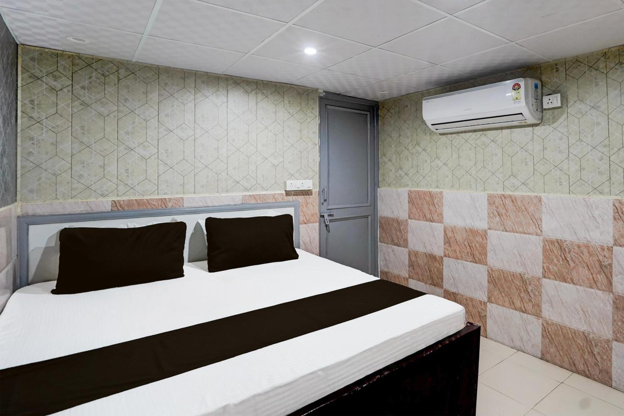 גאזיאבאד Hotel O Anant מראה חיצוני תמונה