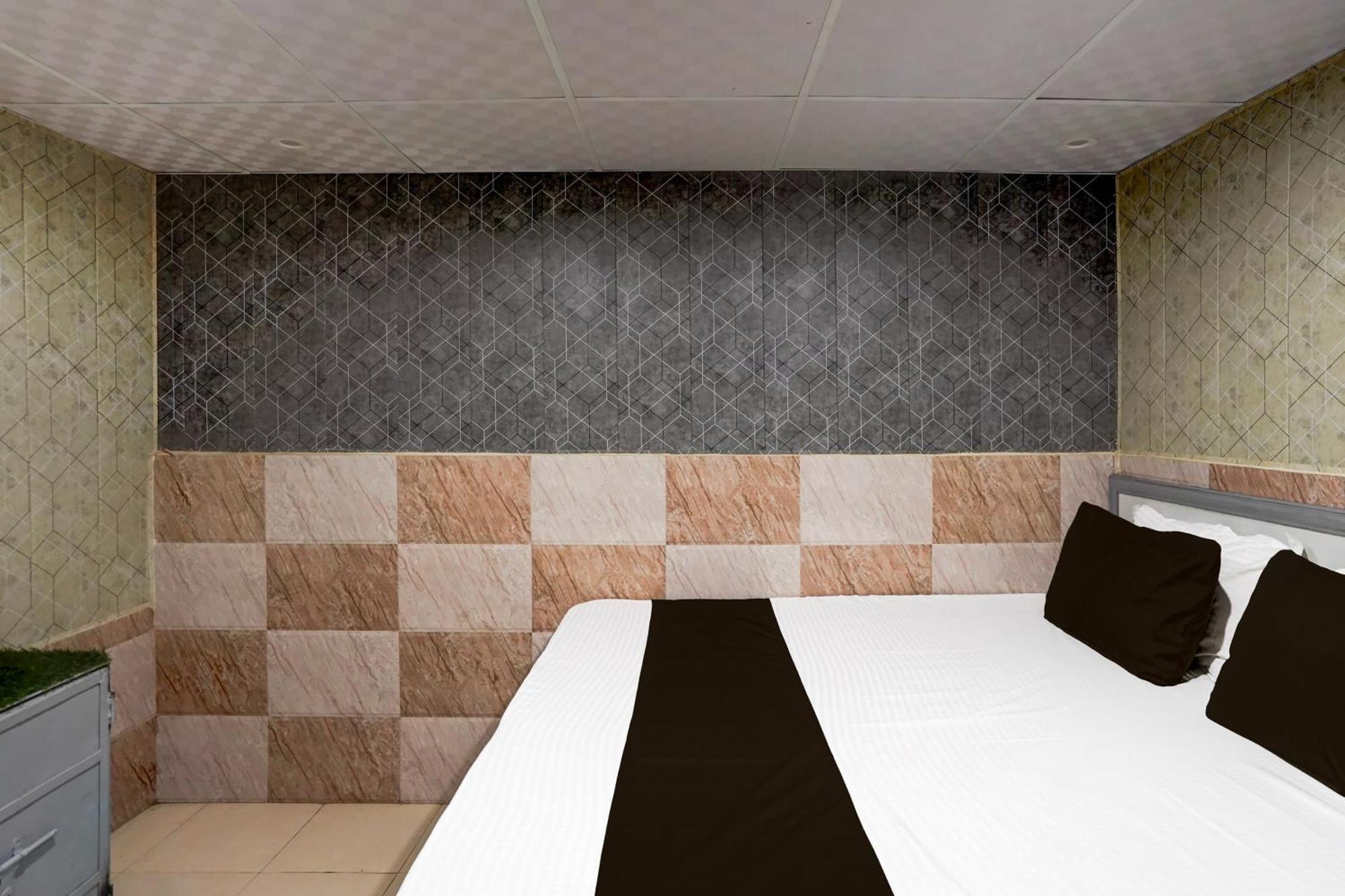 גאזיאבאד Hotel O Anant מראה חיצוני תמונה