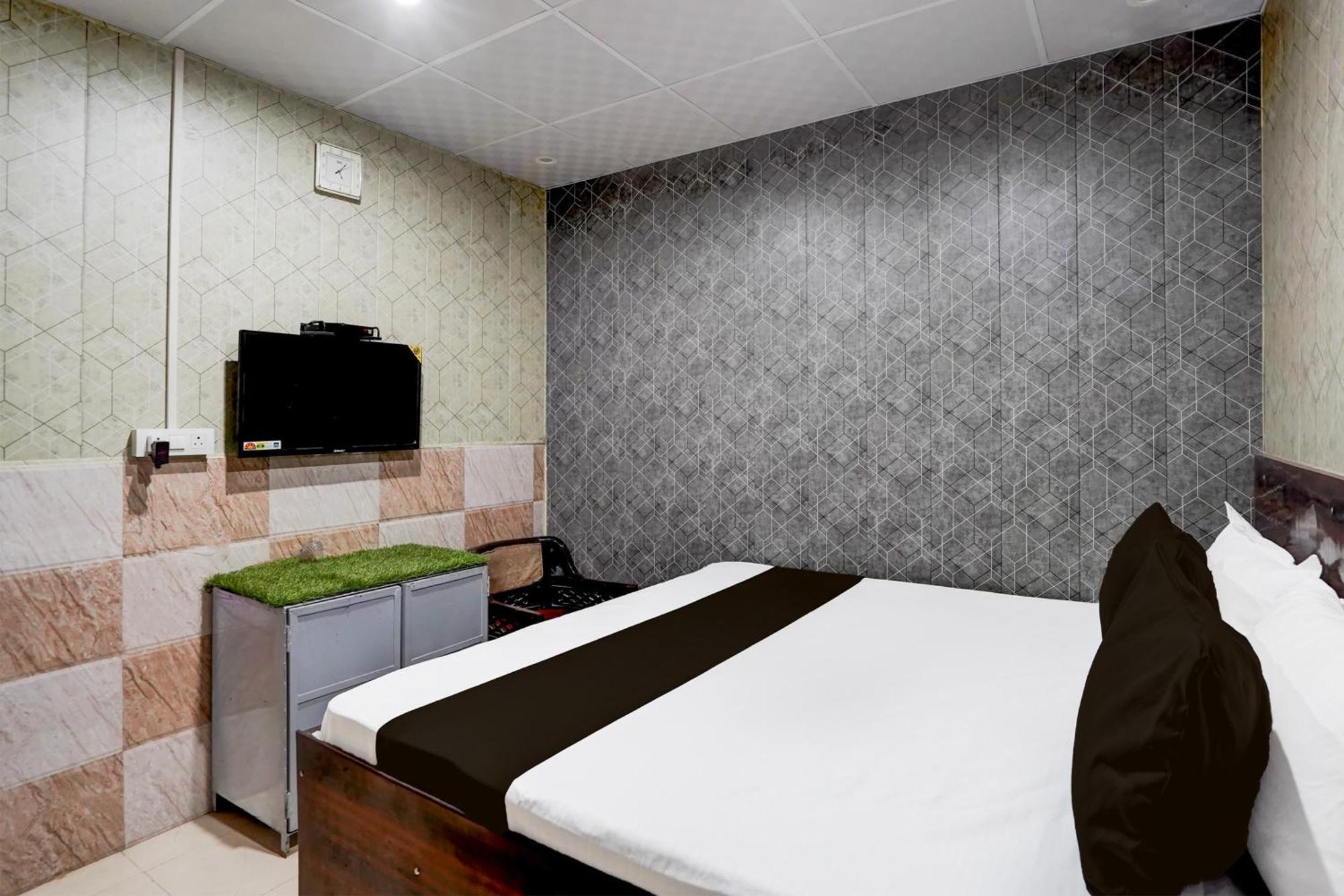 גאזיאבאד Hotel O Anant מראה חיצוני תמונה